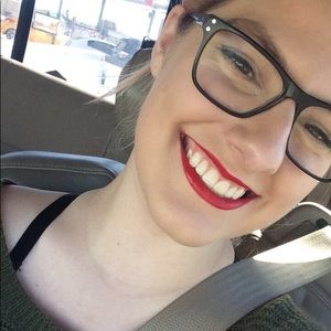 Meet your Posher, Cori